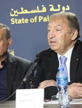 وزير الاقتصاد يعلن تشكيل فريق وطني لإعداد مسودة قانون الشركات في فلسطين