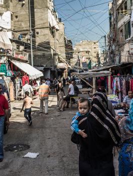 ليلة دامية في مخيم صبرا للاجئين الفلسطينيين بلبنان