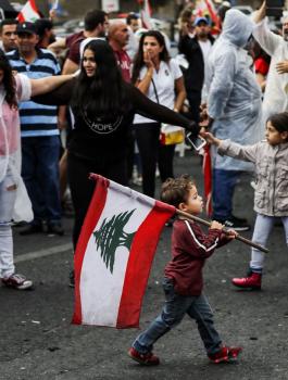 اضراب شامل في لبنان 