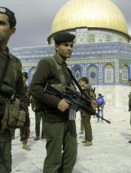 هبة الاقصى والقدس 