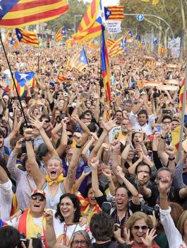 مدريد تبدأ وصايتها المباشرة على كتالونيا