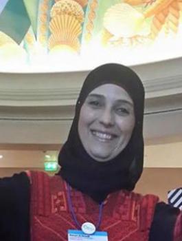 المعلمة حروب 