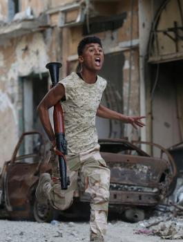 الجزائر والحرب في ليبيا 