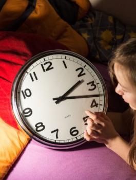 بدء العمل بالتوقيت الشتوي في فلسطين 