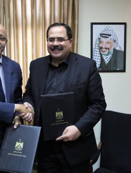 تشييد مدارس في قطاع غزة  