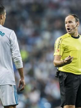 ريال مدريد والحكام 