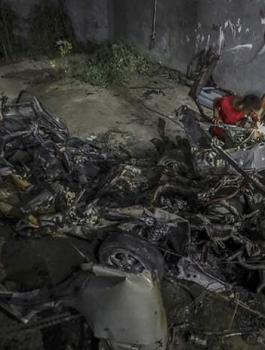 الاحتلال يعلن قصف سيارة أحد مطلقي الطائرات الورقية شرق غزة