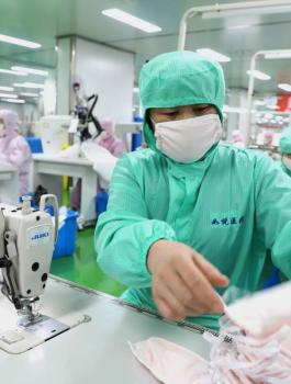 الاصابات بفيروس كورونا في العالم 