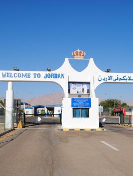 الاردن والفلسطينيين من غزة 