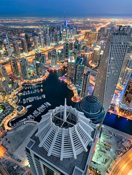 Elia-Locardi-Travel-Photography-Towering-Dreams-Dubai-UAE-900-WM