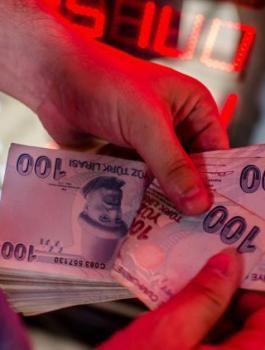 ارتفاع الليرة التركية 