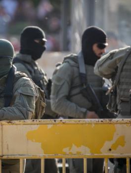 ليبرمان ومتقل جندي اسرائيلي في بيت لحم 