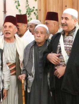 ابطال باب الحارة 