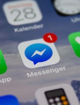 تعطل تطبيقات فيسبوك وواتساب 