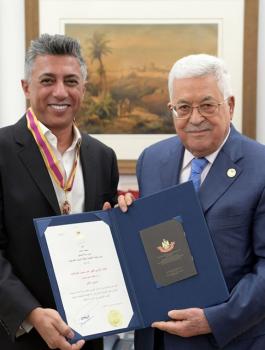 الرئيس عباس وعمر العبدلات 