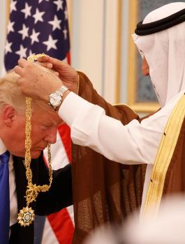 العاهل السعودي لترامب: مستعدون للتعاون معكم لمواجهة الأعمال الشريرة