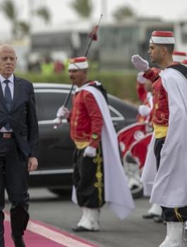 الرئيس التونسي والجيش 