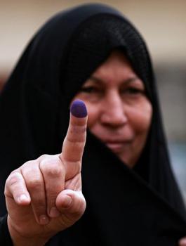 احتراق صناديق الاقتراع في بغداد 