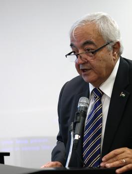 البطالة في فلسطين 