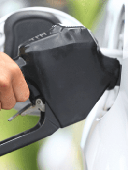 انخفاض اسعار الوقود في اسرائيل 