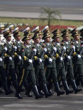 الصين ترسل جنودا الى فنزويلا 