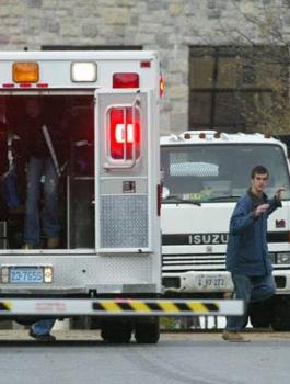 هجمات على مدارس امريكية 