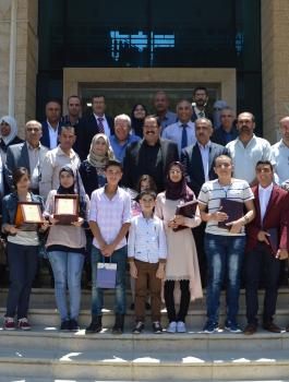 وزير التربية يكرم الطلبة الموهوبين والفائزين باولمبياد الرياضيات