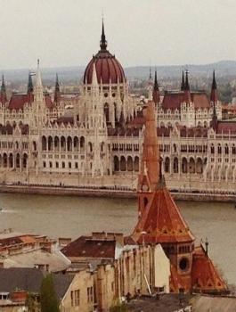 منح دراسية في هتغاريا وبروناي 