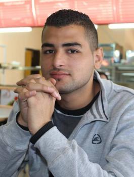 رئيس مجلس طلبة بيرزيت يخوض إضراباً عن الطعام 