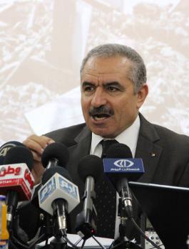 محمد اشتيه والحكومة الفلسطينية 