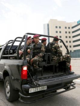 عباس والاجهزة الامنية 