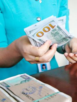 سعر صرف الدولار مقابل الشيقل 