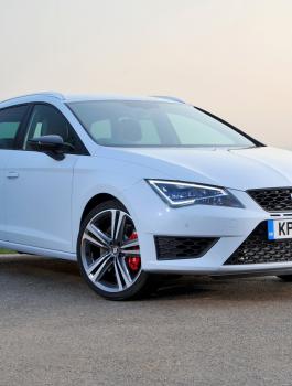 منع ترخيص المركبات المعدلة 