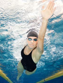 Olympic-swimmer--DHM