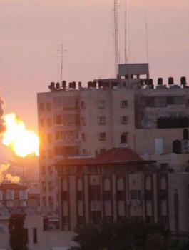 انفجار داخل منزل في غزة 