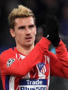 قلق في برشلونة لتأخر جريزمان في إعلان قراره 