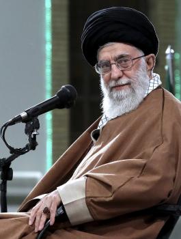 خامنئي والدول العربية والفلسطينيين 