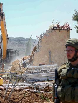 عمليات الهدم الاسرائيلية وفيروس كورونا 