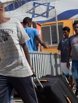 ترحيل أفارقة من اسرائيل 