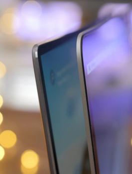 هاتف قابل للطي من شركة مايكروسوفت 