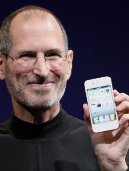 Steve_Jobs_Headshot_600px