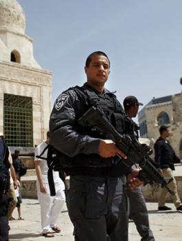 اقتحام المستوطنين للمسجد الأقصى المبارك 