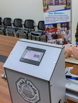 جامعة القدس تعلن إنتاج جهاز تنفس طبي 