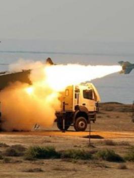 الجيش الإيراني يبعث رسائل تهديد إلى دول الخليج