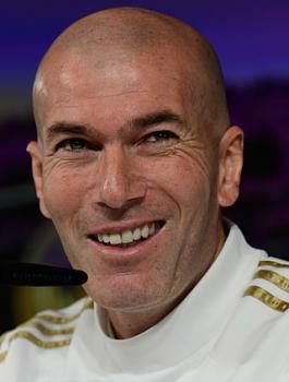 زيدان والكلاسيككو 