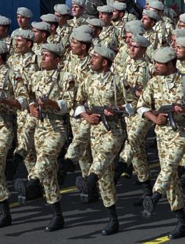 الموساد وايران 