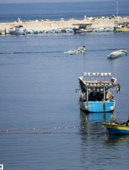 البحرية الاسرائيلية ومراكب الصيادين في غزة 