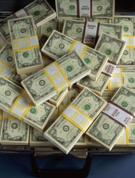 علماء: هذا هو الراتب المثالي لعيش الانسان حياة سعيدة