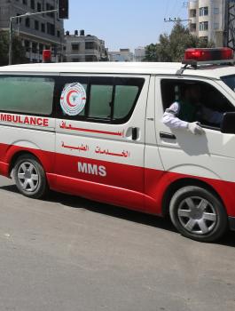 حاول ذبح طفلته في غزة 