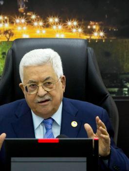 عباس والحكومة الفلسطينية 